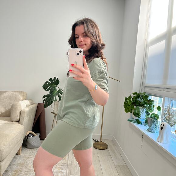 Love Streak Green Matching Short Set Size S/M - Picture 2 of 5